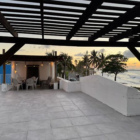 Aguada Beach Condos ภายนอก รูปภาพ
