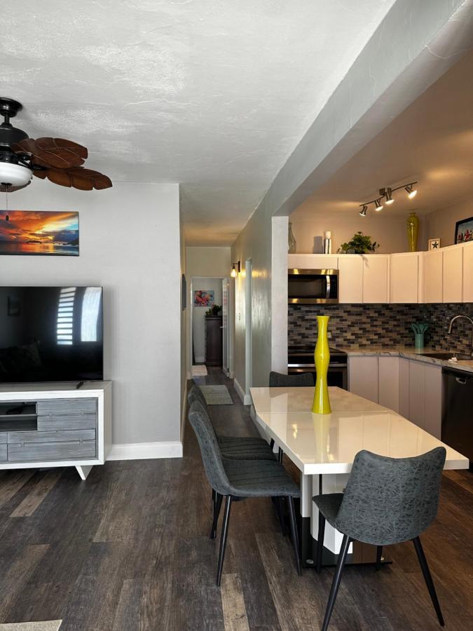 Aguada Beach Condos ภายนอก รูปภาพ