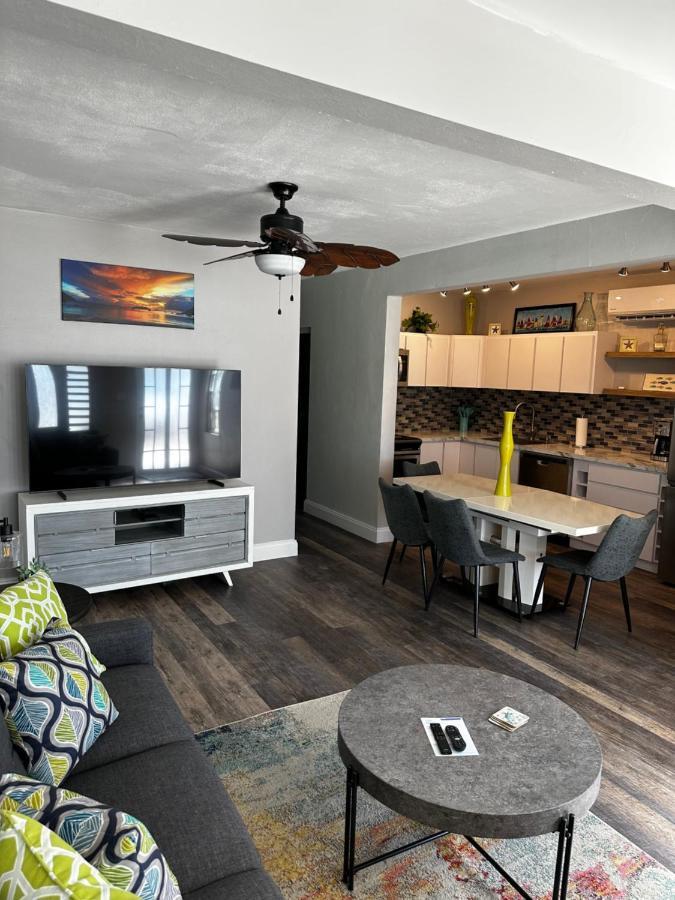 Aguada Beach Condos ภายนอก รูปภาพ